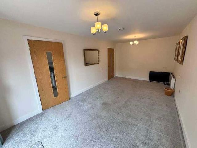 William House, Thatcham, RG19