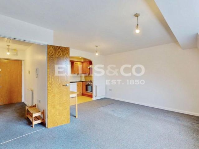 William Perkin Court, UB6, Greenford
