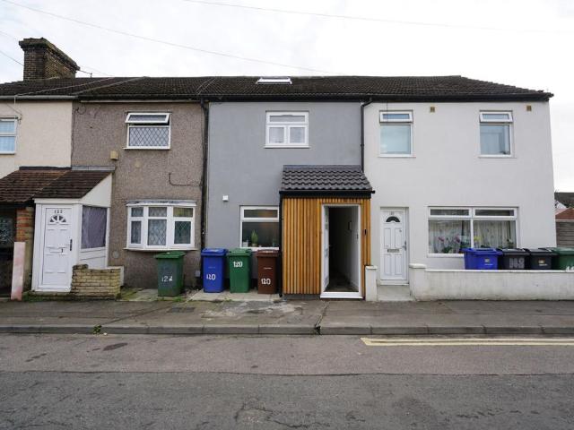 William Street, Grays 1 bed in a house share to rent £600 pcm £138 pw