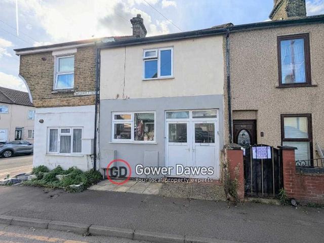 William Street, Grays RM17, 2 bed flat to rent, £1,250 pcm | PrimeLocation
