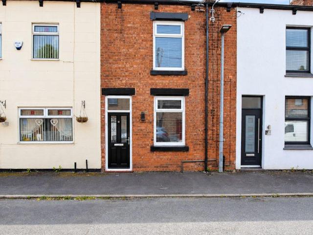 William Street, Hindley 2 bed terraced house to rent £795 pcm £183 pw