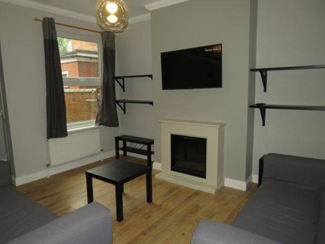 William Street, Loughborough, Leicestershire LE11, 6 bed shared accommodation to rent, £498 pppm | PrimeLocation