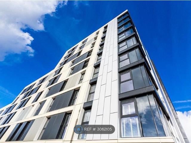William Street, Slough SL1, Studio to rent, £1,300 pcm | PrimeLocation