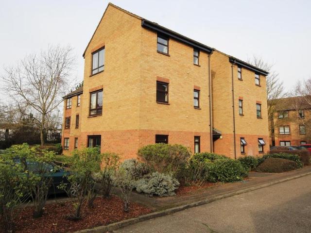 William Smith Close, Cambridge CB1 Studio to rent £1,100 pcm £254 pw