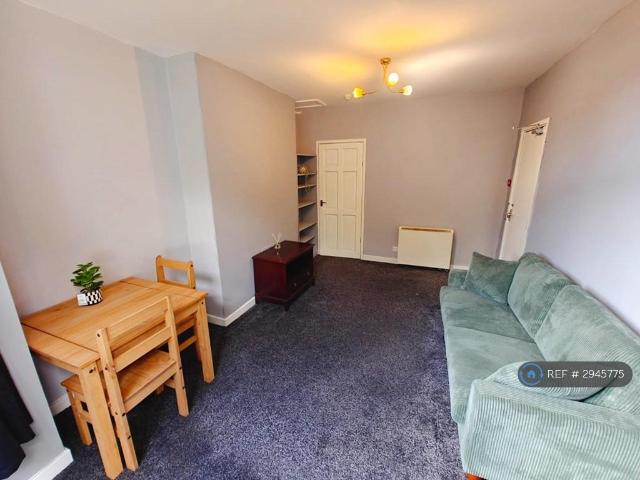 William View, Leeds, LS15 1 bed flat to rent £699 pcm £161 pw