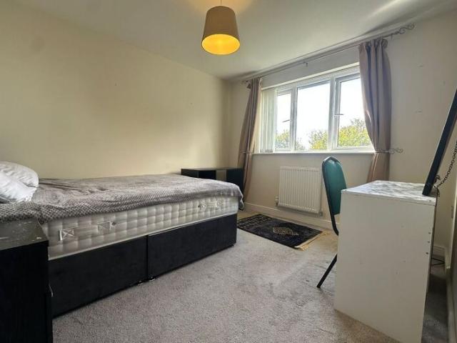 Williams Drive, Blackburn, Lancs, BB2 3WT