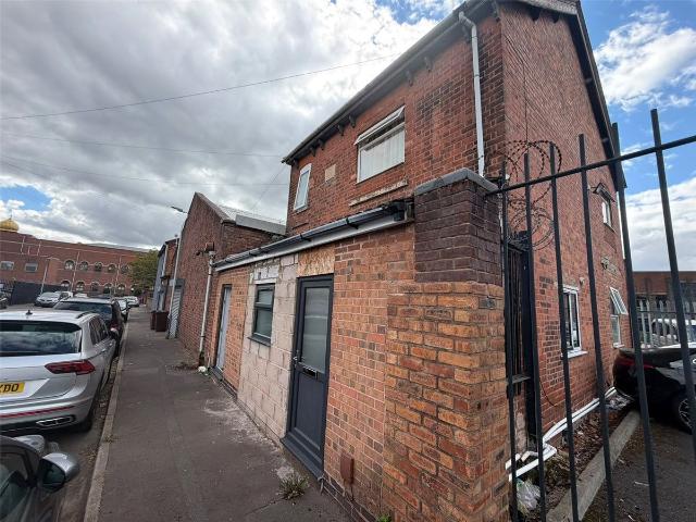 Williamson Street, Wolverhampton WV3, Studio to rent, £575 pcm | PrimeLocation