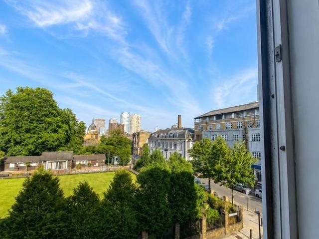 Willis House, London E14, Room to rent, £849 pcm | PrimeLocation