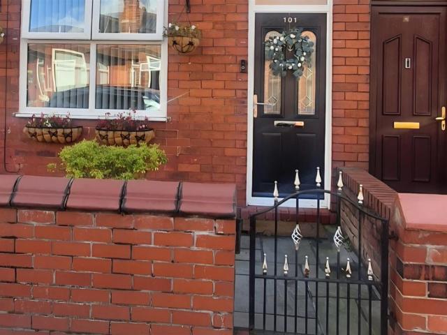 Willis Street, Warrington WA1, 2 bed terraced house to rent, £1,100 pcm | PrimeLocation