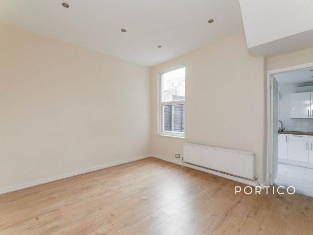 Willis Road, Stratford, London E15, 2 bed property to rent, £2,100 pcm | PrimeLocation