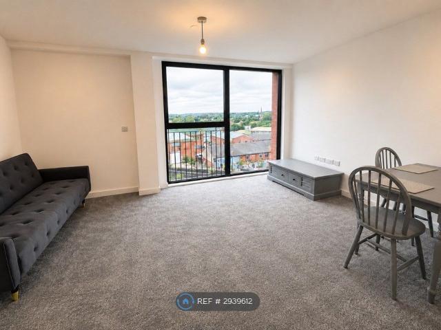 Willow Court, Salford M6, Studio to rent, £1,025 pcm | PrimeLocation