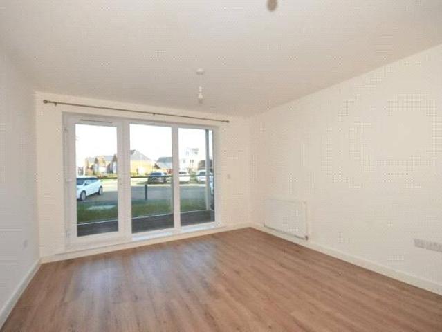 Willow Close, Snodland, Kent, ME6 2 bed apartment to rent £1,550 pcm £358 pw