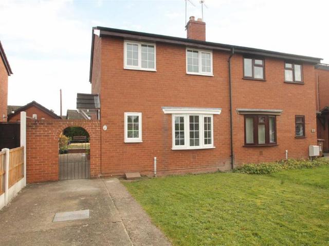 Willow Close, St Martins 3 bed semi detached house to rent £925 pcm £213 pw