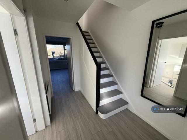 Willow Crescent, Blyth, NE24 2 bed semi detached house to rent £890 pcm £205 pw