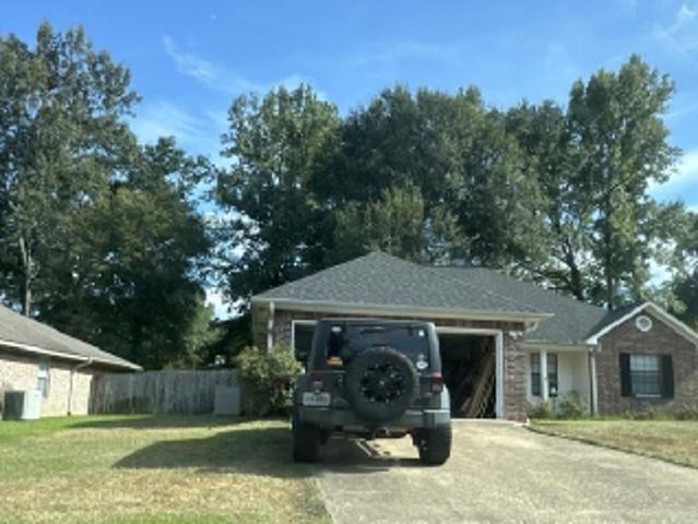 Willow Bay Dr