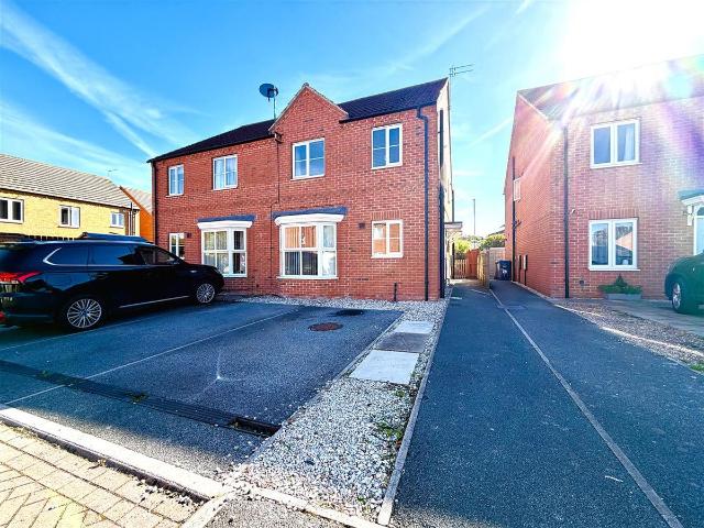 Willow Gardens, Selby YO8, 1 bed semi detached house to rent, £875 pcm | PrimeLocation