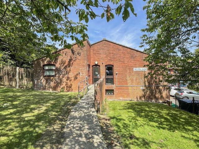 Willow Glen, St Leonards TN37, 1 bed flat to rent, £825 pcm | PrimeLocation