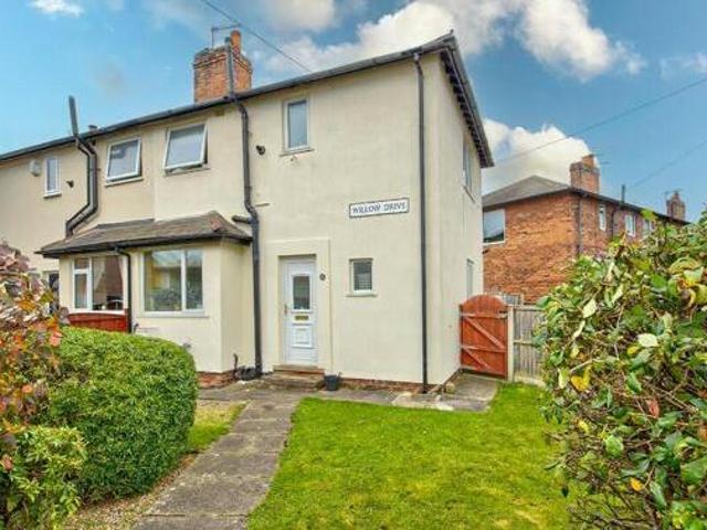 Willow Drive, Wakefield, 2 Bedroom Semi detached