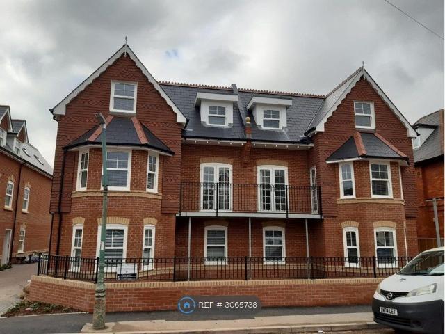 Willow Lodge, Bournemouth BH1, 2 bed flat to rent, £1,083 pcm | PrimeLocation