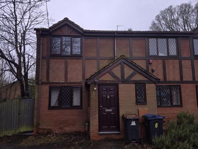 Willow Mews, Selly Oak, Birmingham. 2 bed terraced house to rent £1,050 pcm £242 pw