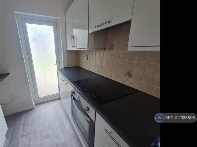 Willow St, Romford, RM7 3 bed terraced house to rent £2,000 pcm £462 pw