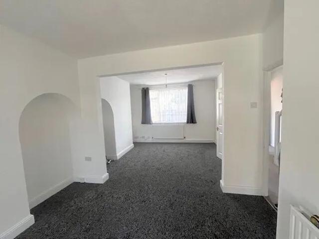 Willow street, Romford, RM7 7LD, Property for rent
