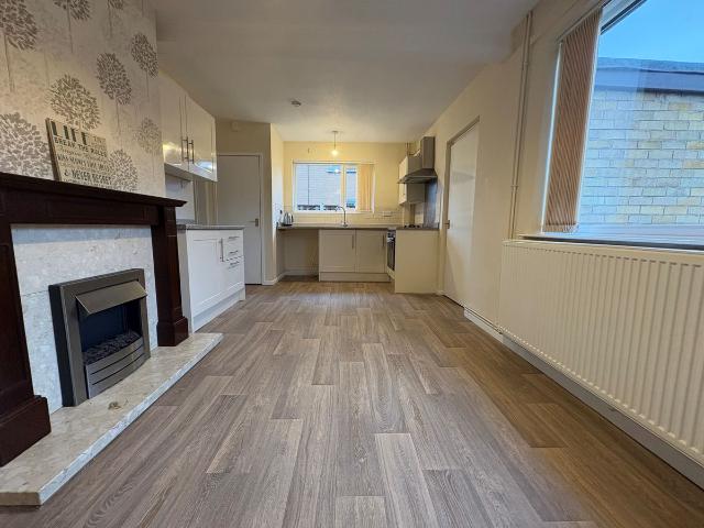 Willow Road, Doncaster DN6, 3 bed semi detached house to rent, £825 pcm | PrimeLocation