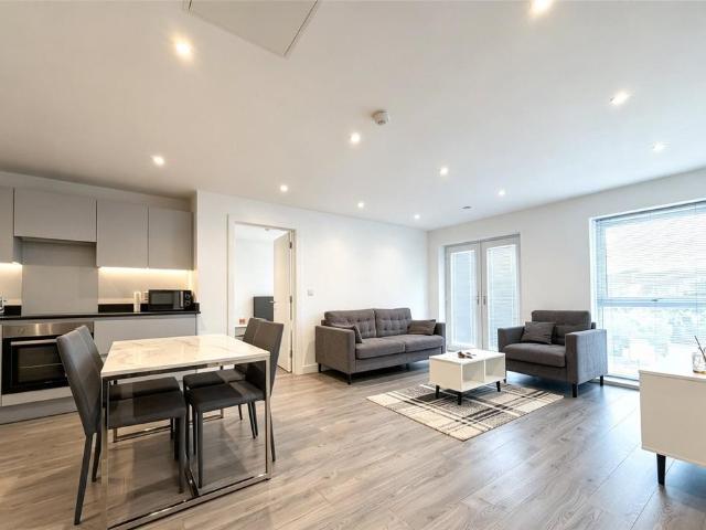 Willow Road, Leeds, West Yorkshire, LS4 2 bed apartment to rent £1,350 pcm £312 pw