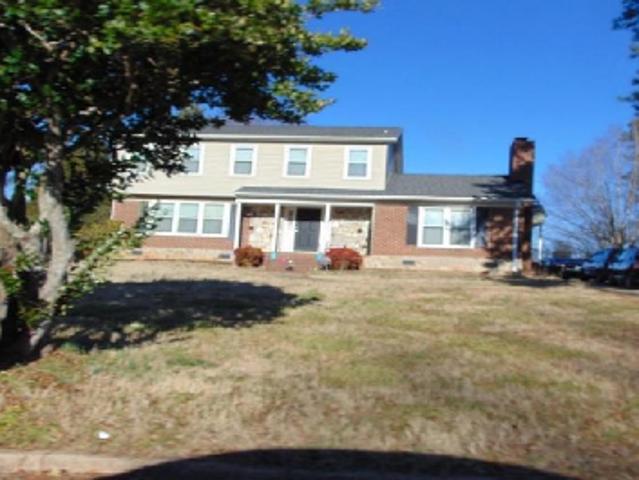 Willow Rd