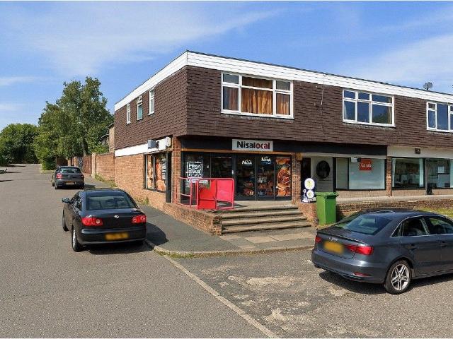 Willow Way, Farnham GU9, 2 bed flat to rent, £1,450 pcm | PrimeLocation