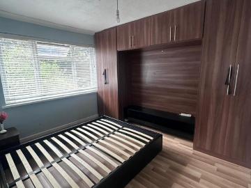 Willow Tree Lane, Hayes UB4 2 bed flat to rent £1,900 pcm £438 pw