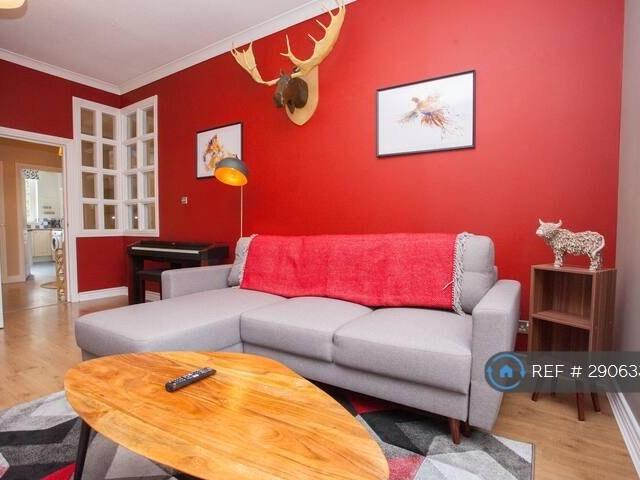 Willowbank St, Glasgow, G3 2 bed flat to rent £1,450 pcm £335 pw