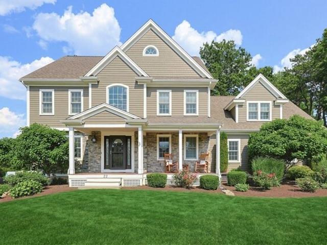 Willowbe Ct, North Attleboro, Home For Sale