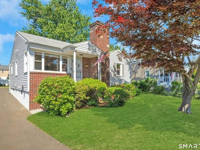 Willowbrook Ave, Stamford, Home For Sale