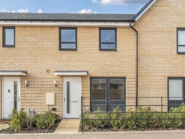 Willowsway Road, Wixams, Bedford, MK42 3 bed terraced house to rent £1,550 pcm £358 pw