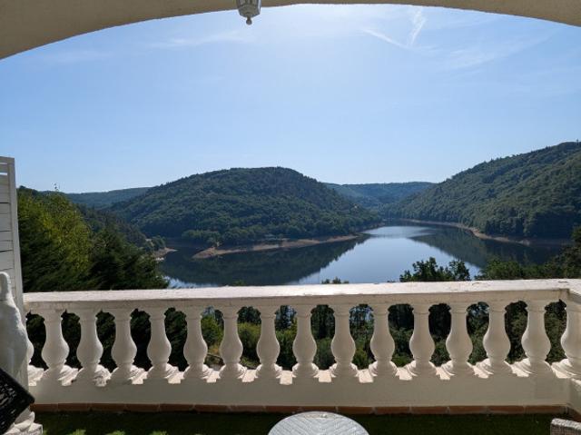 Willst du dein Leben verändern? Was, wenn diese Villa in Frankreich für dich gemacht wurde?