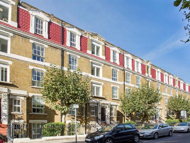 Wilmot Street, Bethnal Green E2, 3 bed flat to rent, £3,250 pcm | PrimeLocation