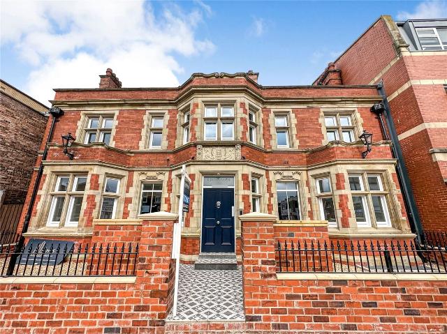 Wilmslow Road, Manchester, Greater Manchester M20, 2 bed flat to rent, £1,800 pcm | PrimeLocation
