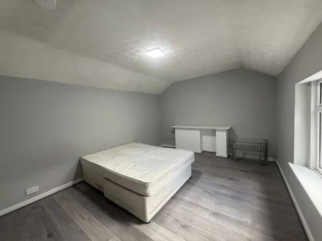 Wilnecote Lane, Belgrave, Property for rent