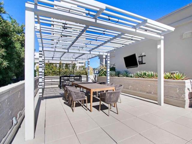 Wilshire Victoria Westwood Apartments 1 Bedroom Apartment for Rent at 10700 Wilshire Blvd, Los Angeles, CA 90024 Westwood