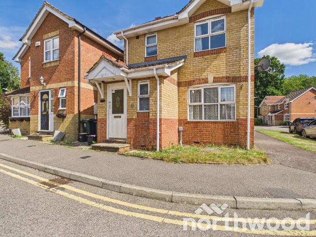 Wilson Close, Willesborough Lees, Ashford TN24, 3 bed detached house to rent, £1,600 pcm | PrimeLocation
