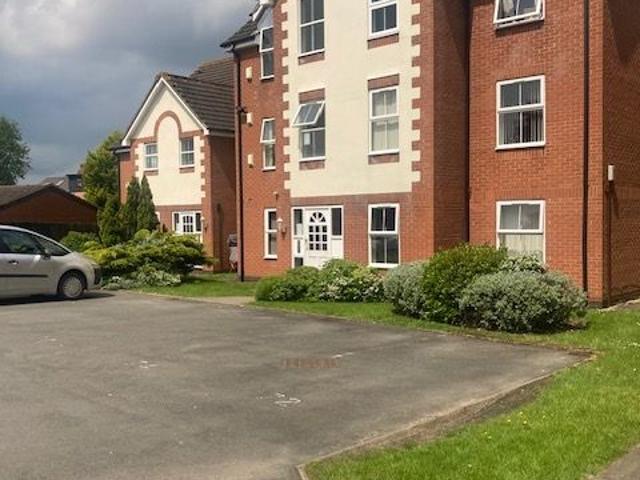 Wilson Green, Coventry CV3, 2 bed flat to rent, £1,000 pcm | PrimeLocation