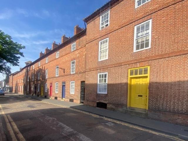 Wilson Street, Newark, NG24 1 bed coach house to rent £570 pcm £132 pw