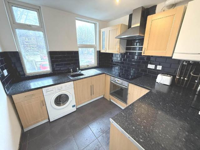 Wilson Patten Street, Warrington Studio to rent £550 pcm £127 pw