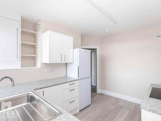 Wilson Road, Bournemouth, 4 BH1, 2 bed flat to rent, £1,250 pcm | PrimeLocation