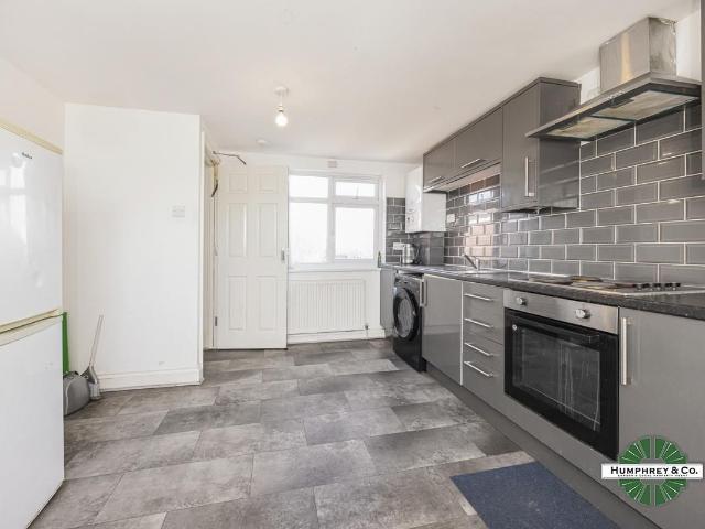 Wilson Road, East Ham E6, 3 bed flat to rent, £2,000 pcm | PrimeLocation