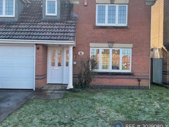 Wilson Road, Stoke On Trent, ST4 4 bed detached house to rent £2,300 pcm £531 pw
