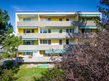 Rent a 4 rooms apartment in Fahrweid Flatfox