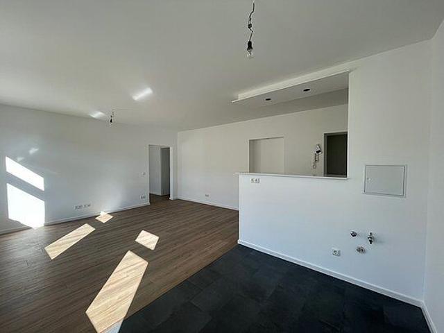 Wir sanieren für Sie!* Jetzt super moderne Altbauwohnung sichern!