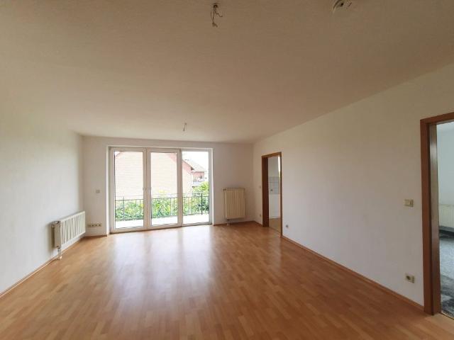 Wir sanieren ! Helle 3 Raum Wohnung in Oschersleben zum Wohlfühlen !